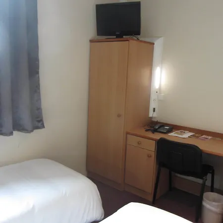 Le Saint Aubin Hotel 3*