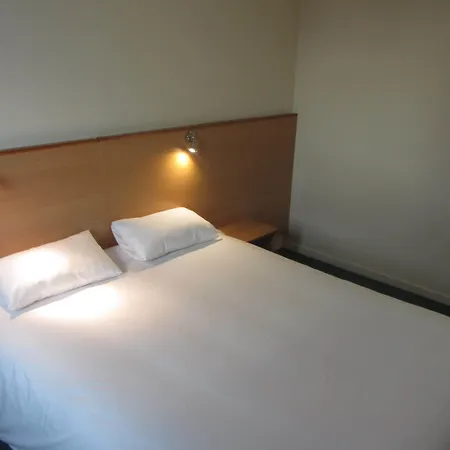 Hotel Le Saint Aubin 3*