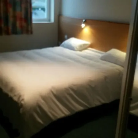 מלון Le Saint Aubin 3*